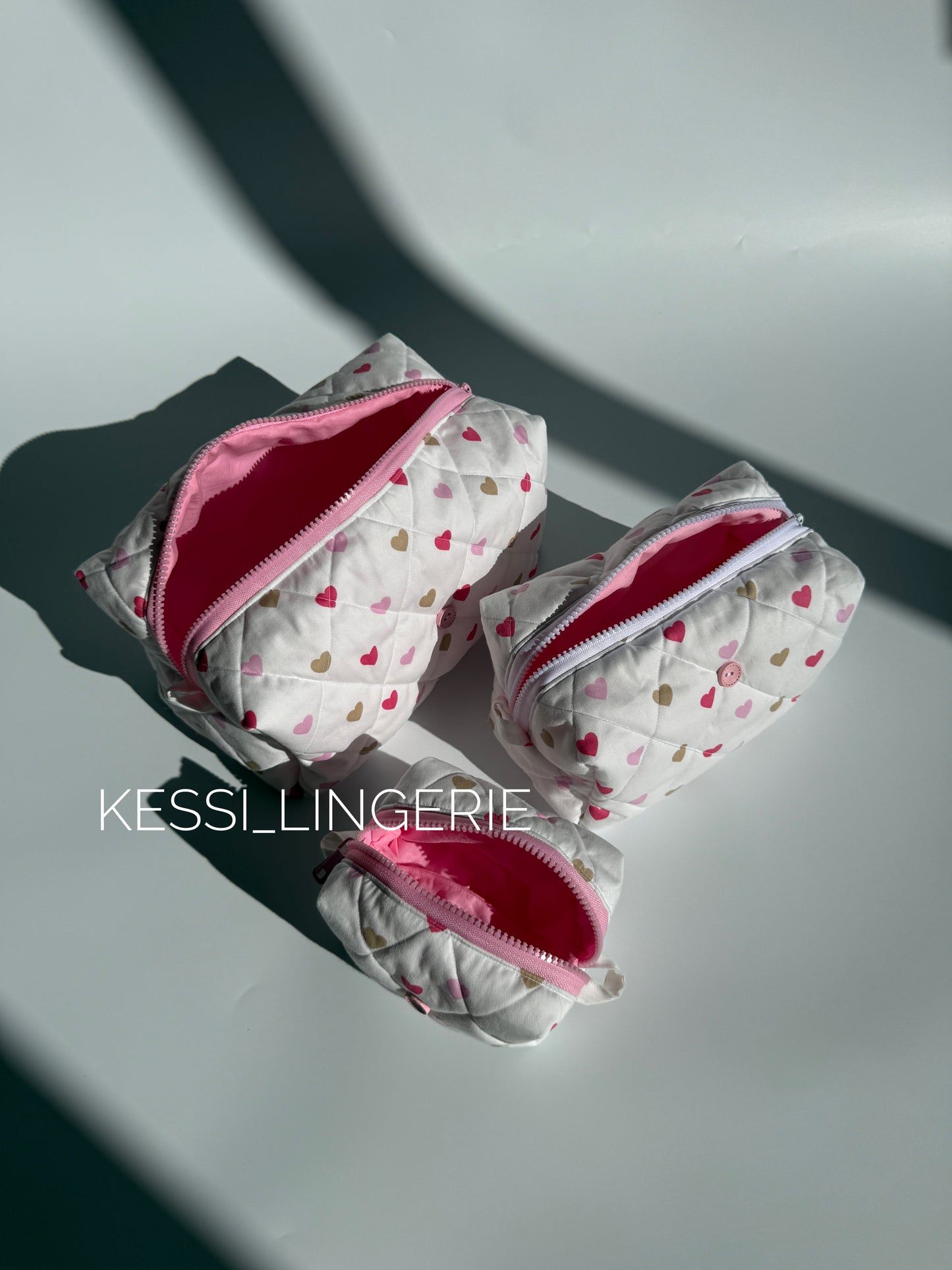 Косметичка з сердечками 💗