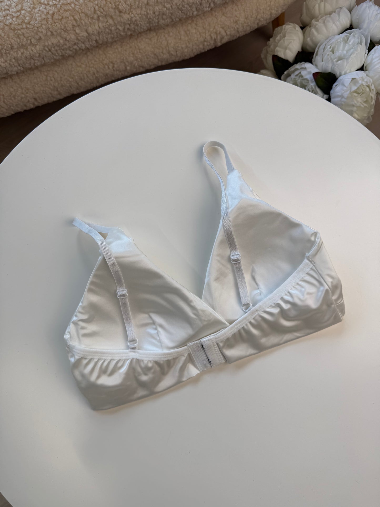 Гладкий топ (Є ДЕФЕКТ)