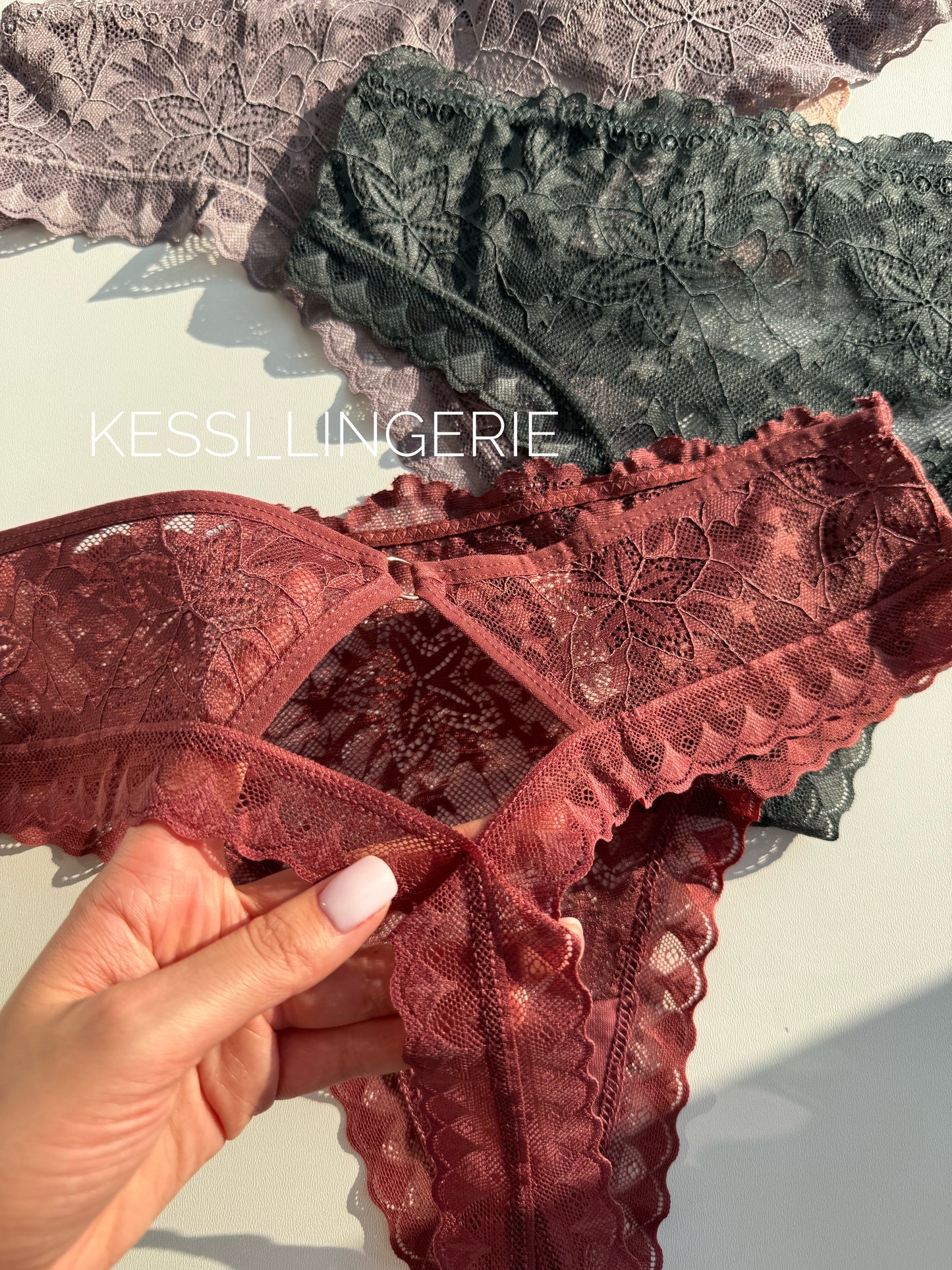 Мереживні стрінги +Size (00584)