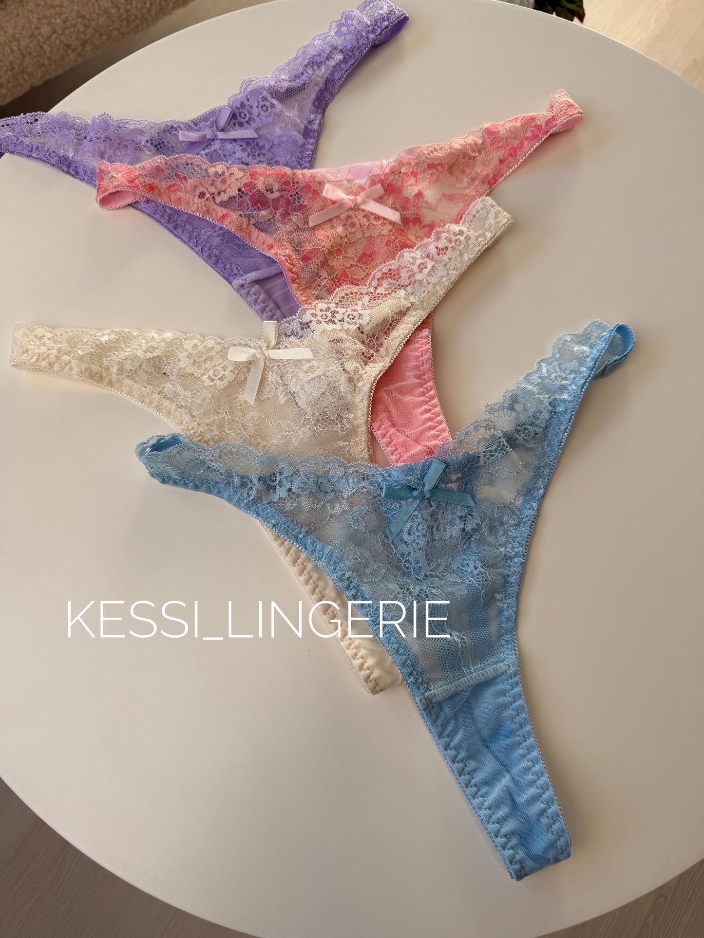 Мереживні стрінги (00840)