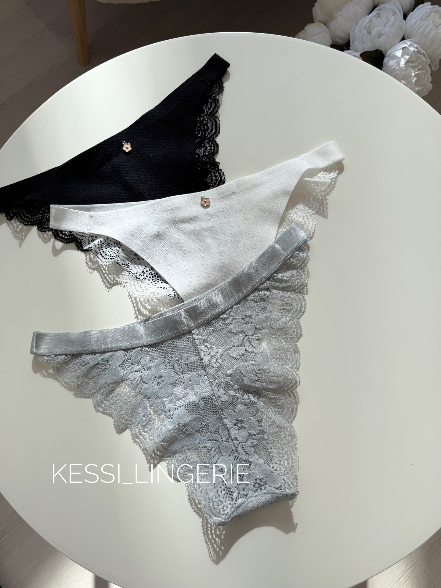 Сліпи з мереживом (00919)