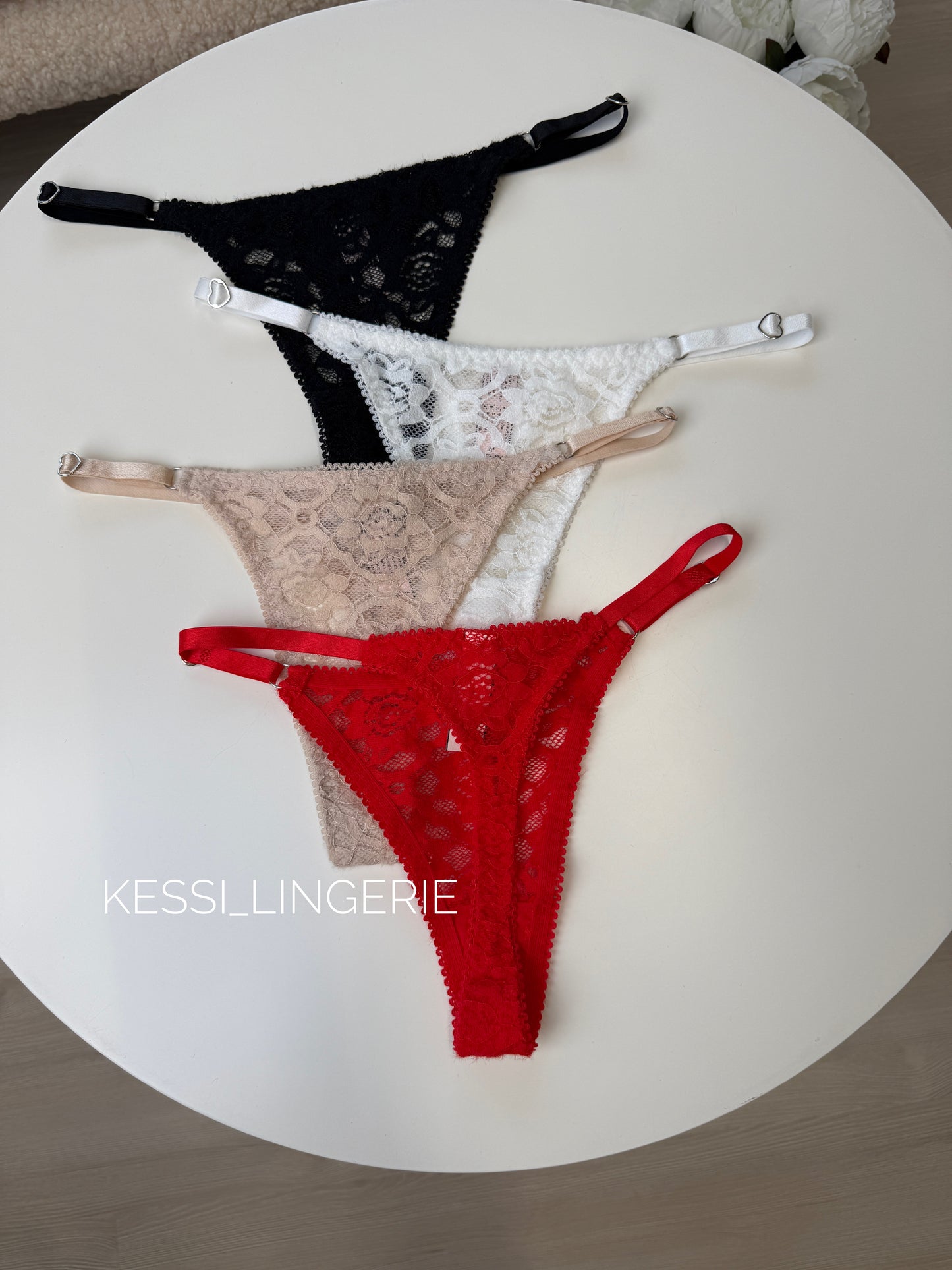 Мереживні стрінги (00860)