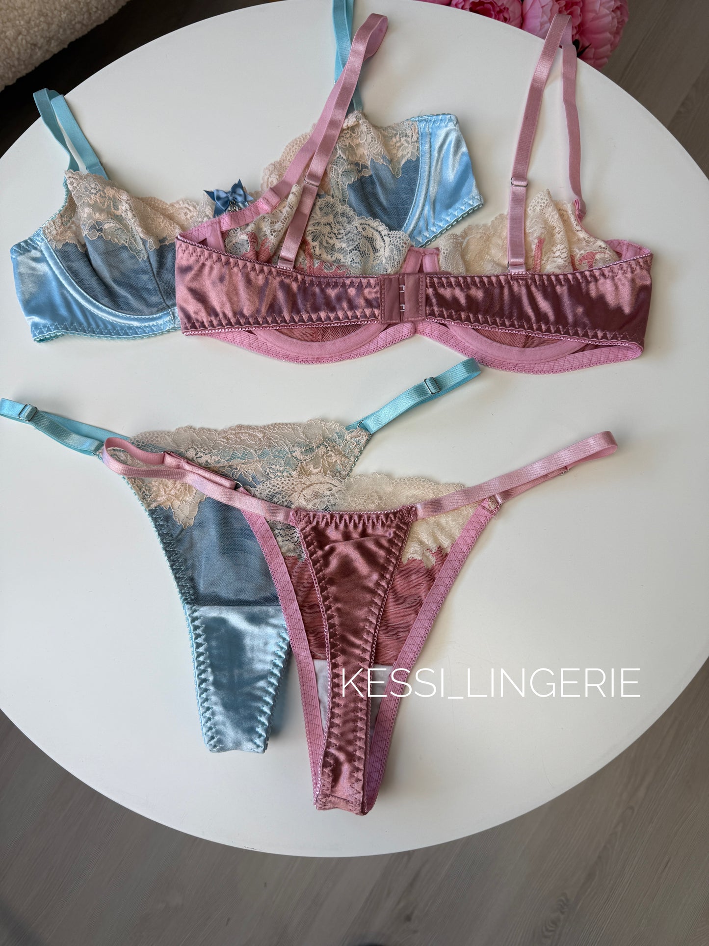 Комплект гладенький з мереживом (00848)