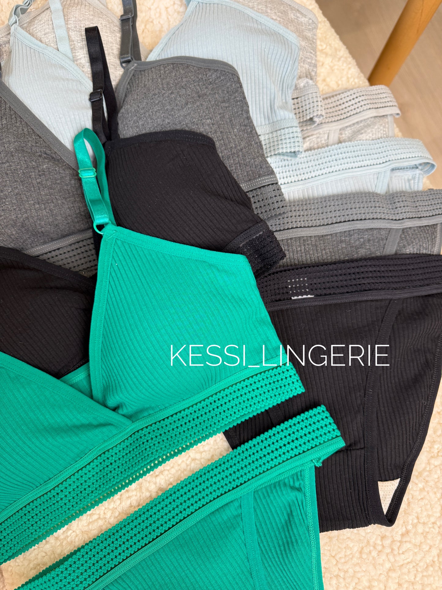 Комплект в рубчик (00871)