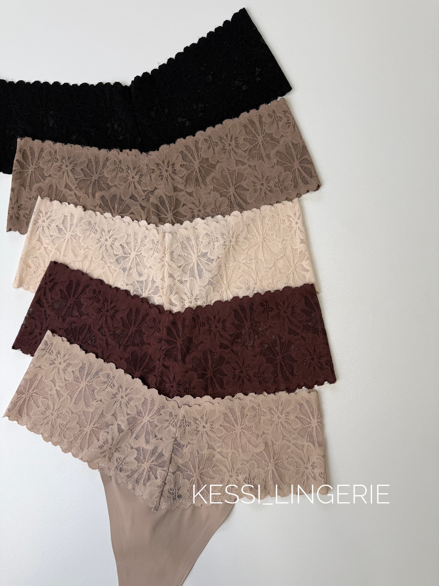 Безшовні стрінги (00856)