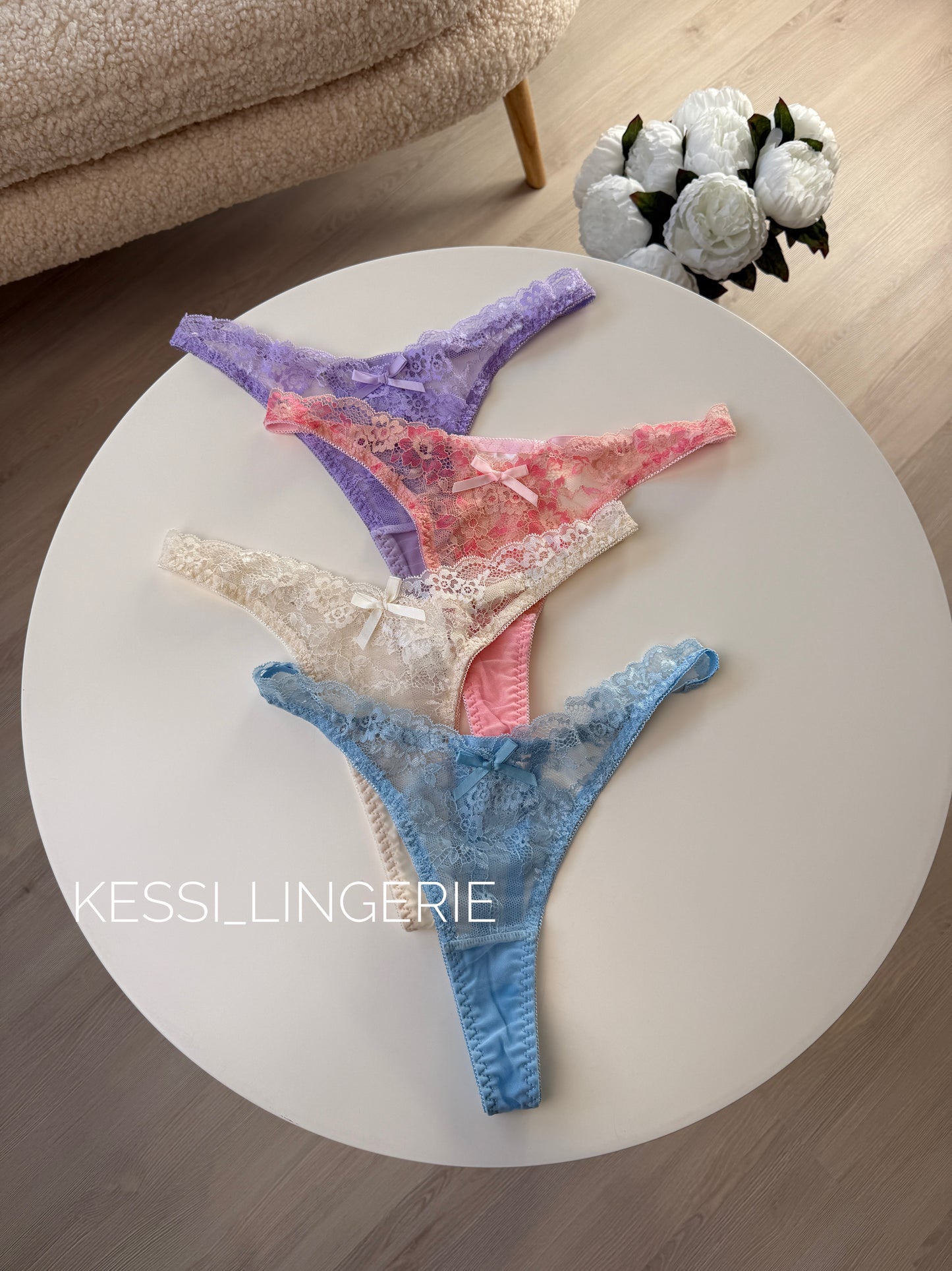 Мереживні стрінги (00840)