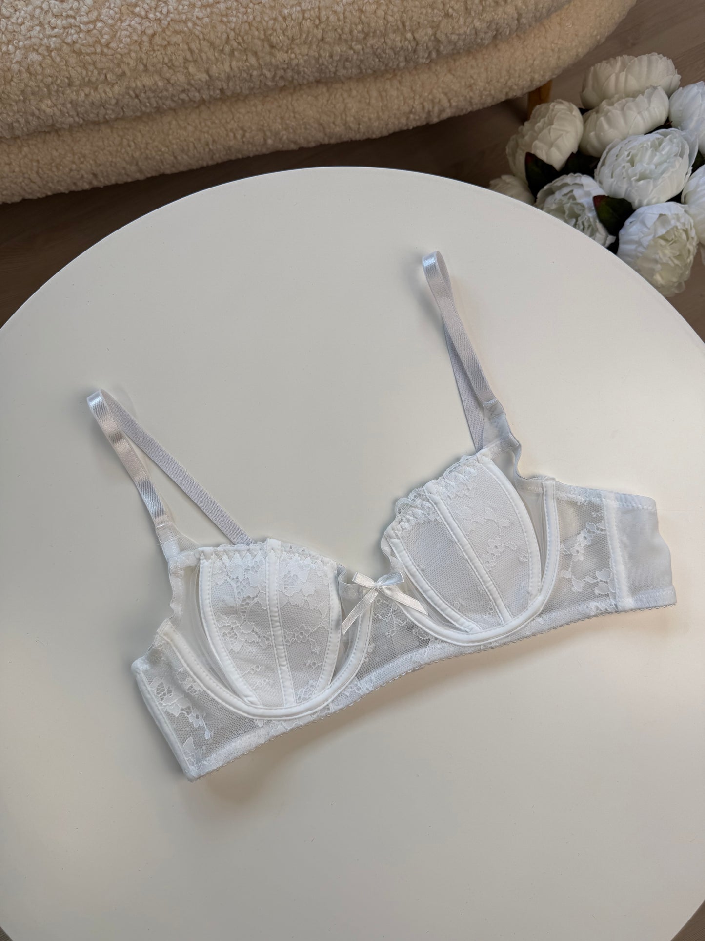 Мереживний бюстгальтер (Є ДЕФЕКТ)