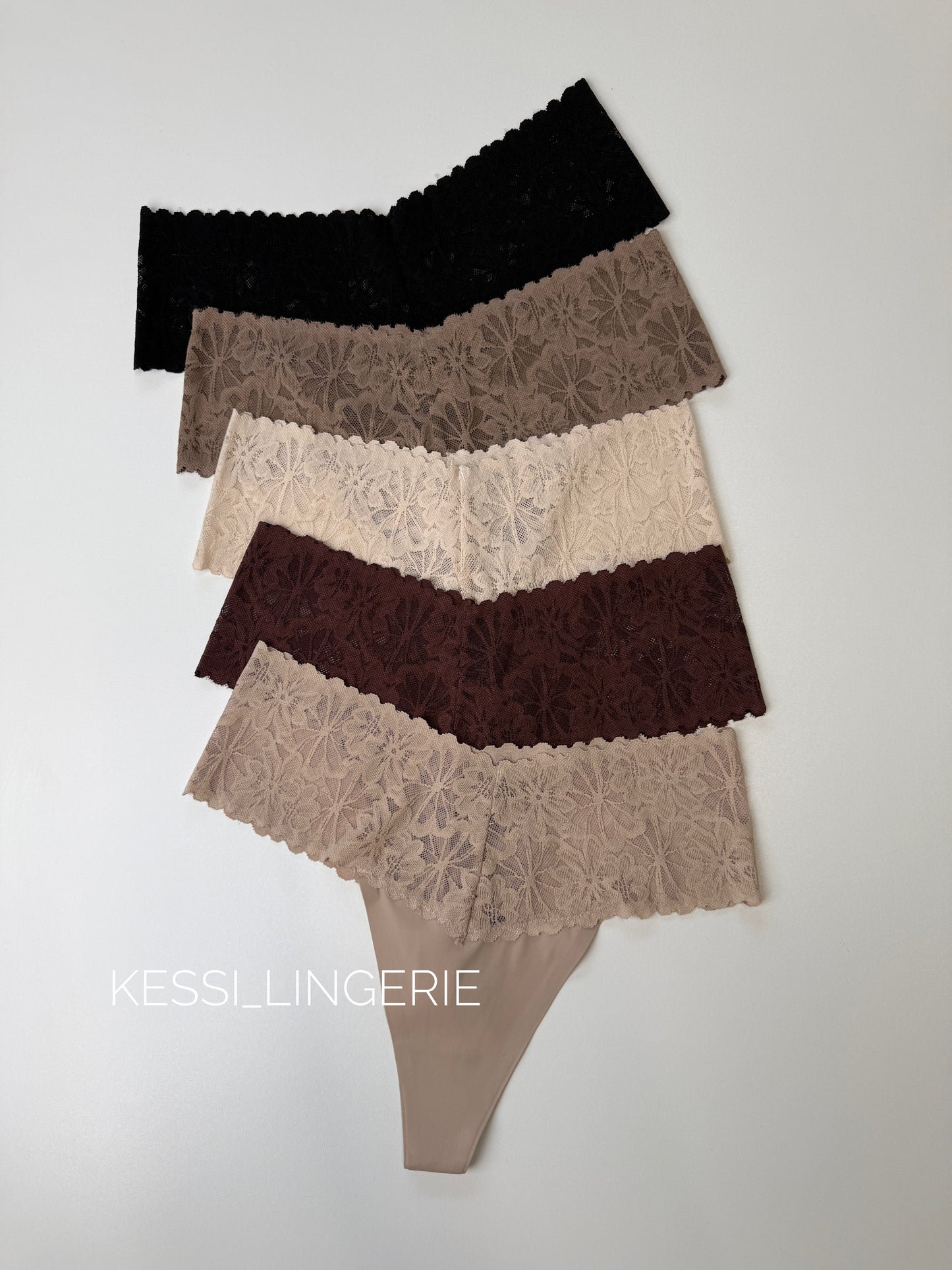 Безшовні стрінги (00856)