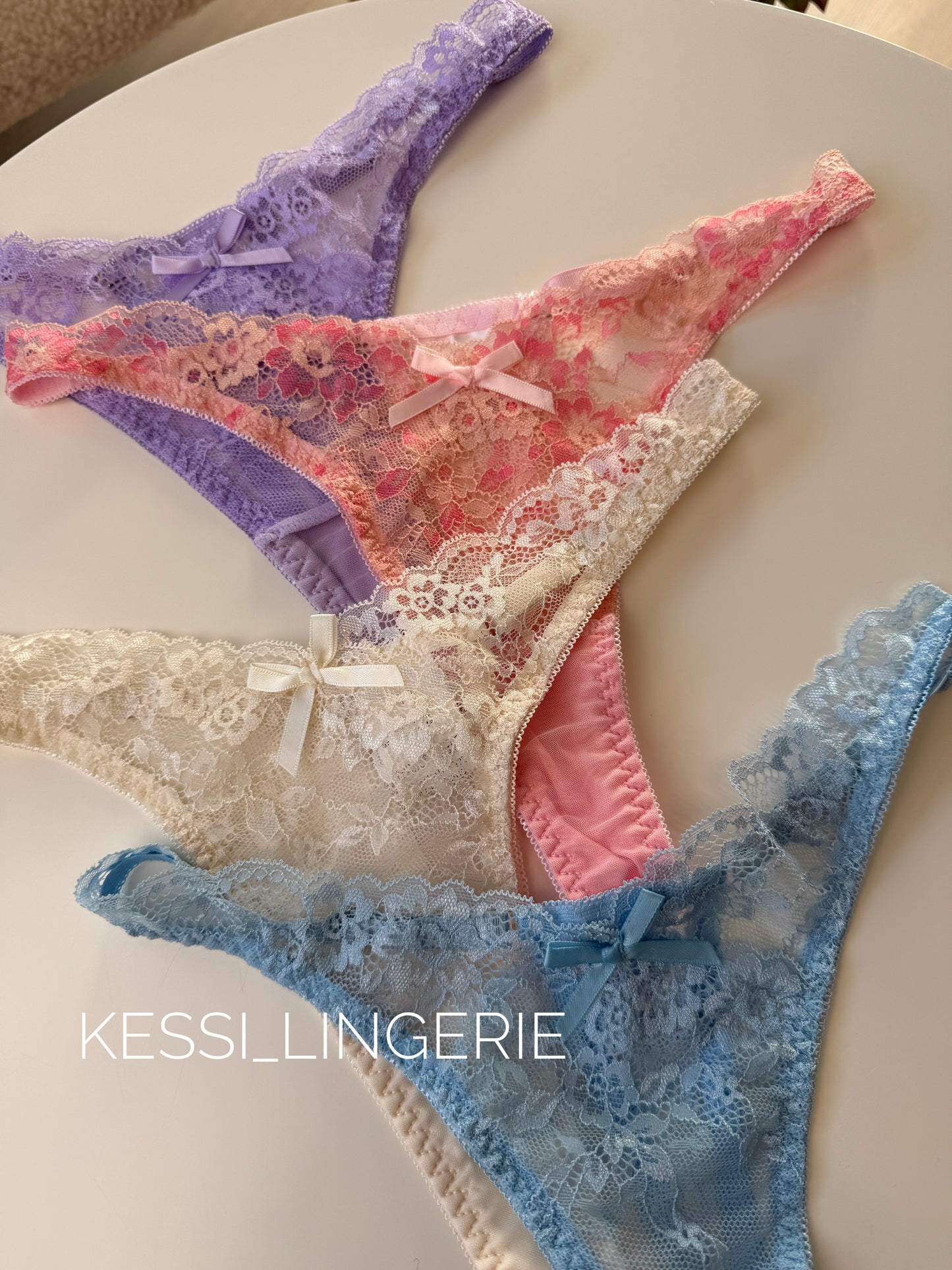 Мереживні стрінги (00840)