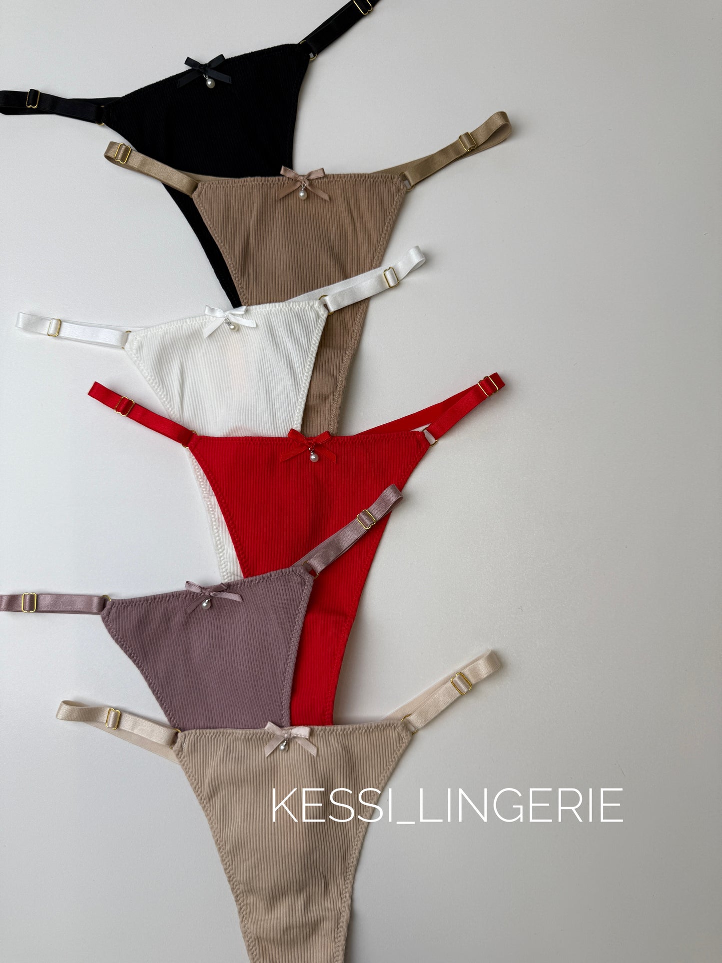 Стрінги на регуляторах (00854)