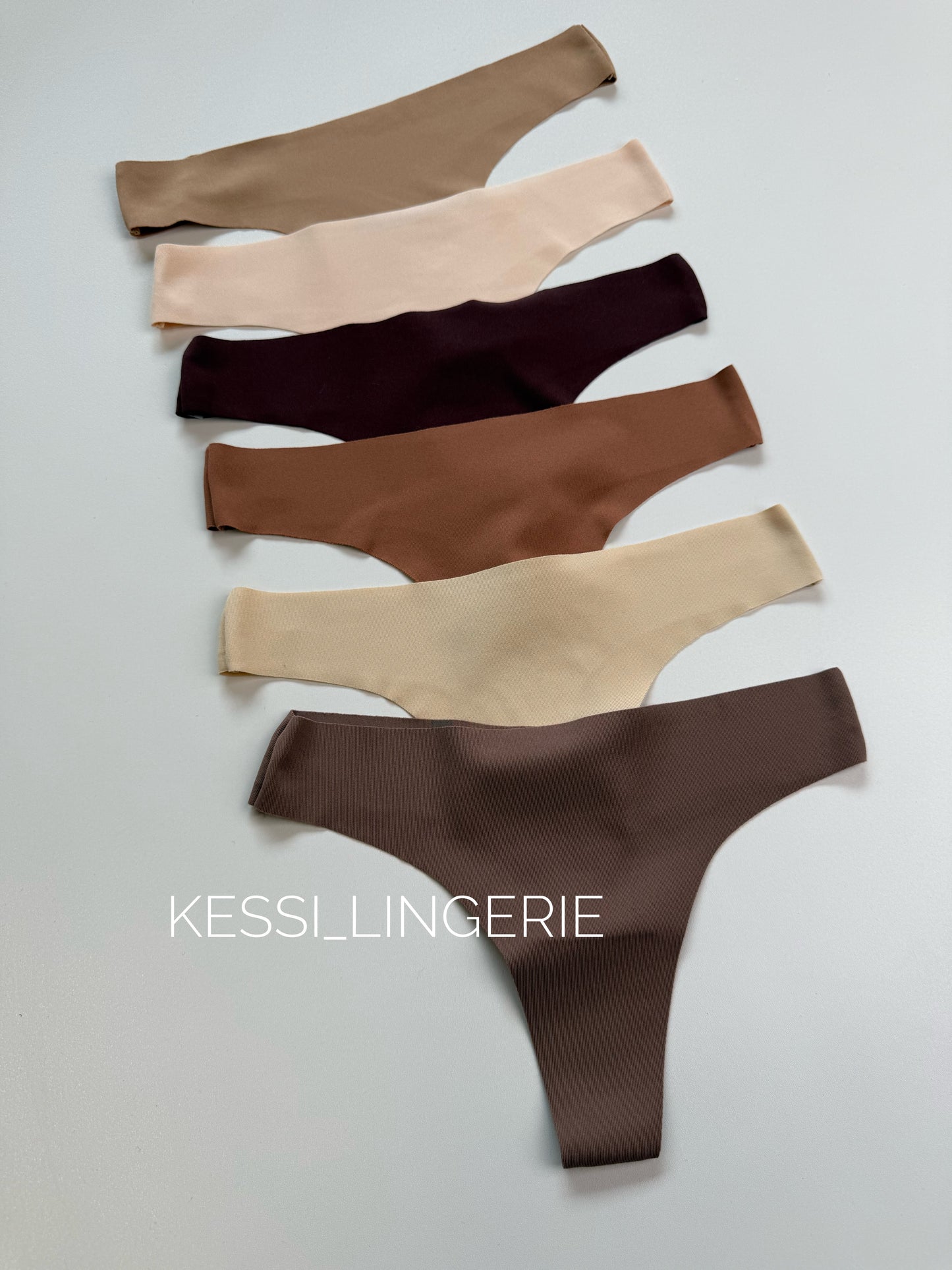 Безшовні стрінги (00935)