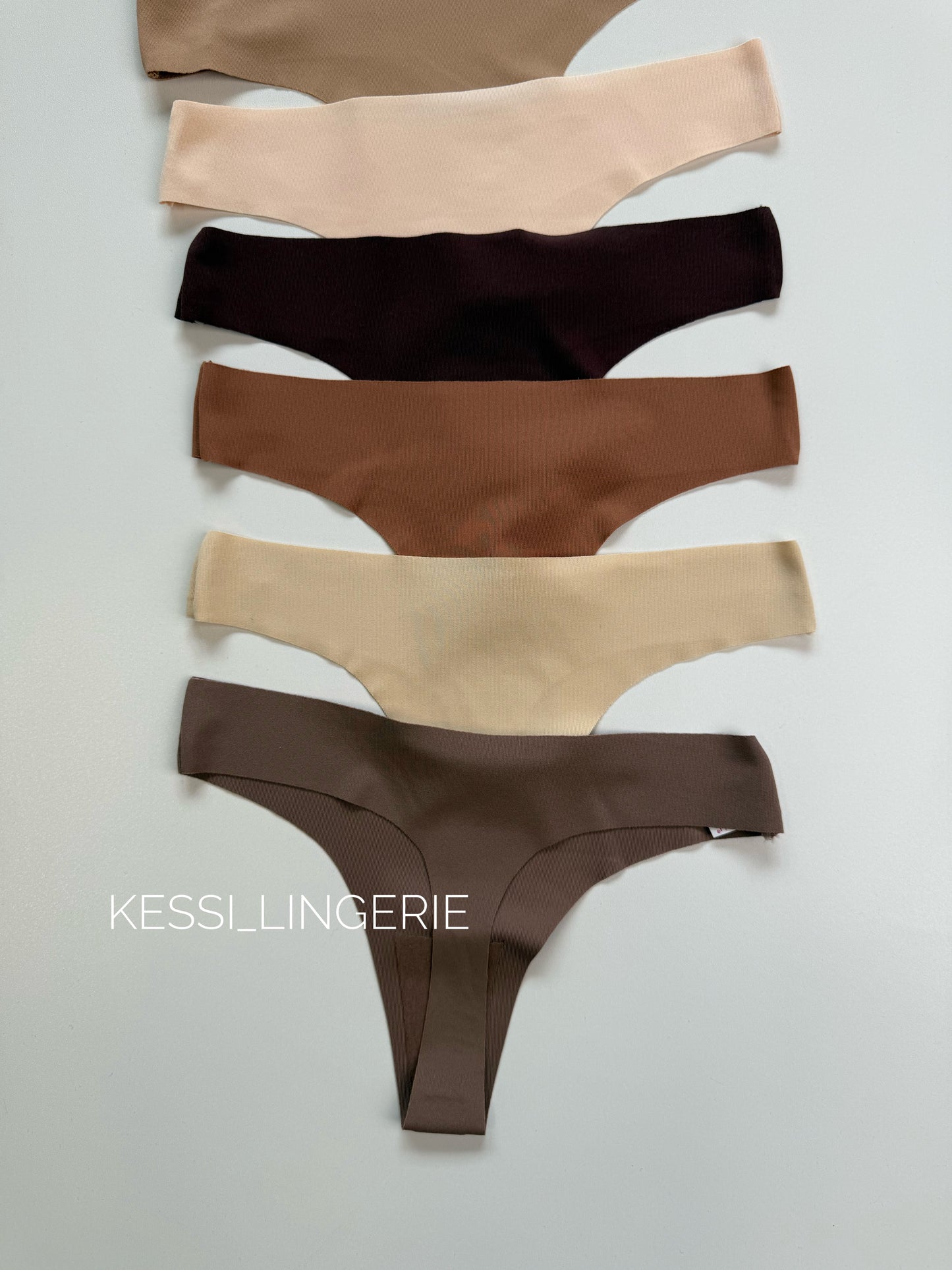 Безшовні стрінги (00935)