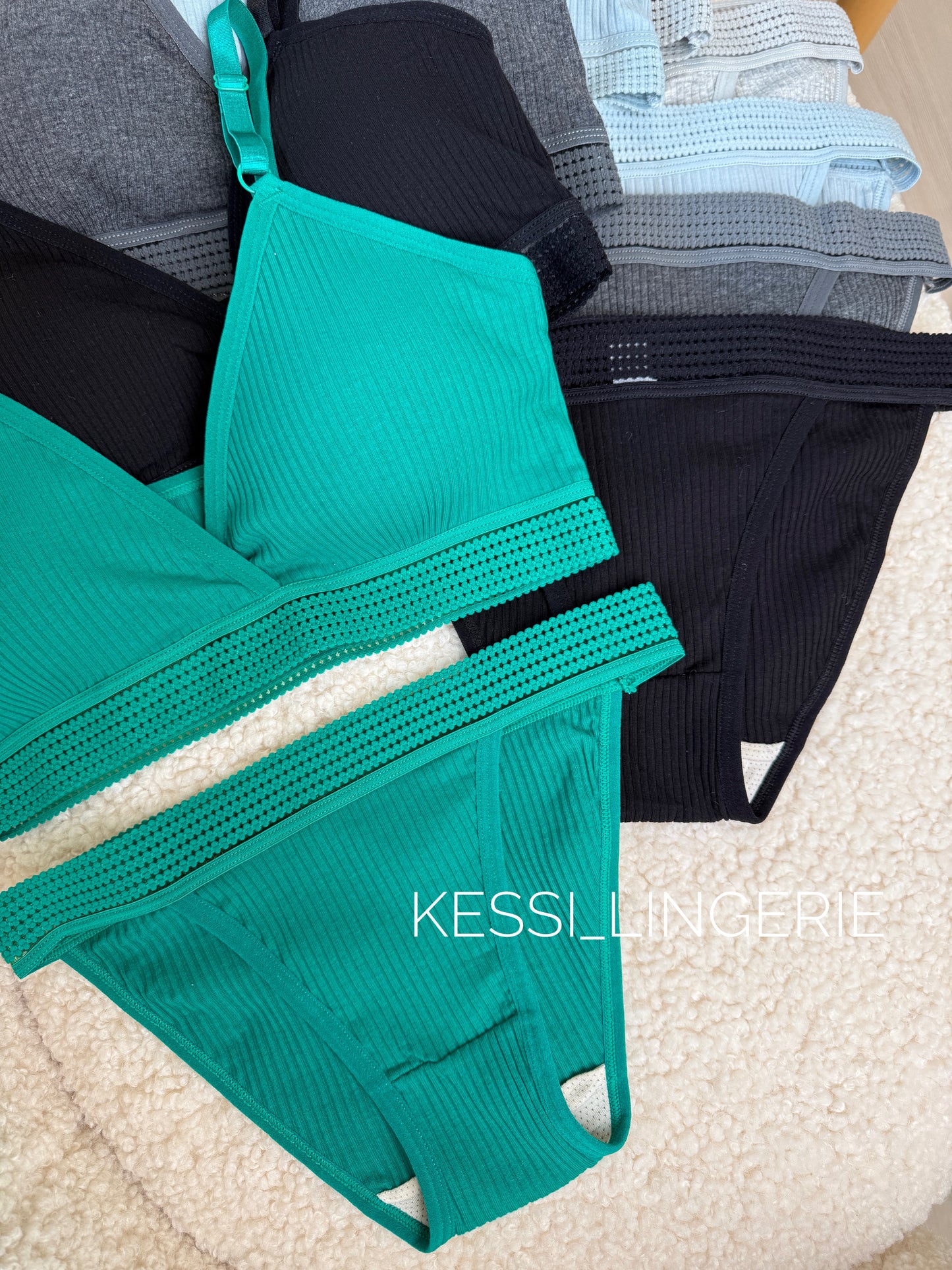 Комплект в рубчик (00871)