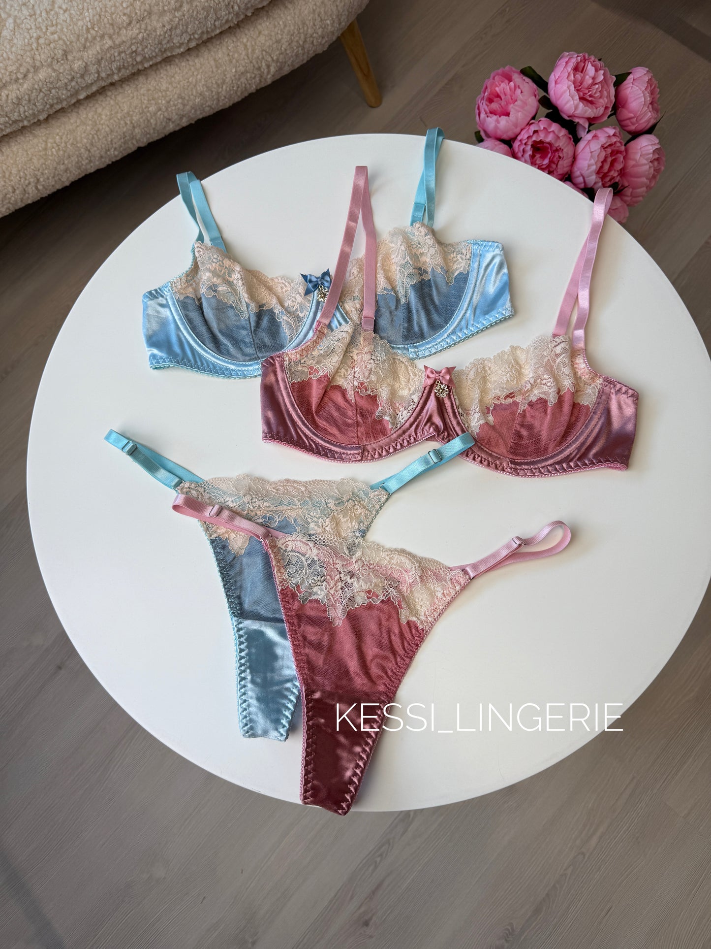 Комплект гладенький з мереживом (00848)