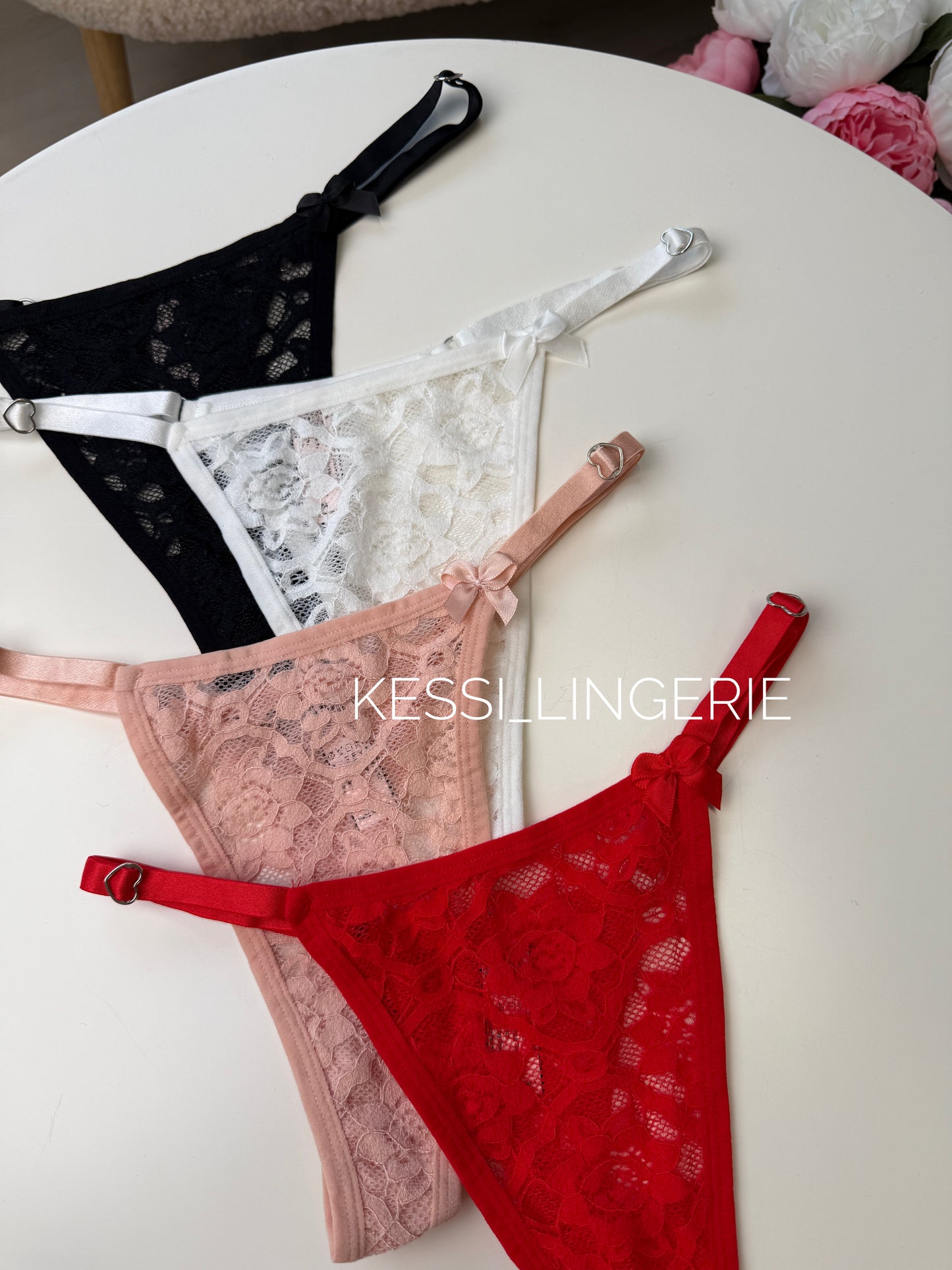 Мереживні стрінги (00893)